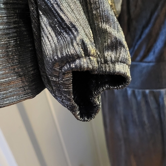 Loft Shimmer Silver Black Ruffle V-Neck Dress Size 14 - Picture 8 of 14